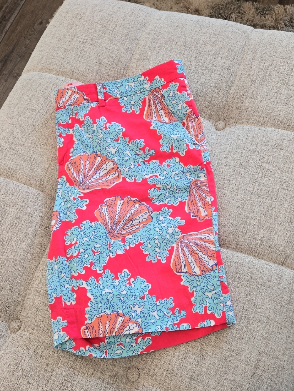 Lilly Pulitzer Vintage Avenue Bermuda Shorts - Picture 13 of 13